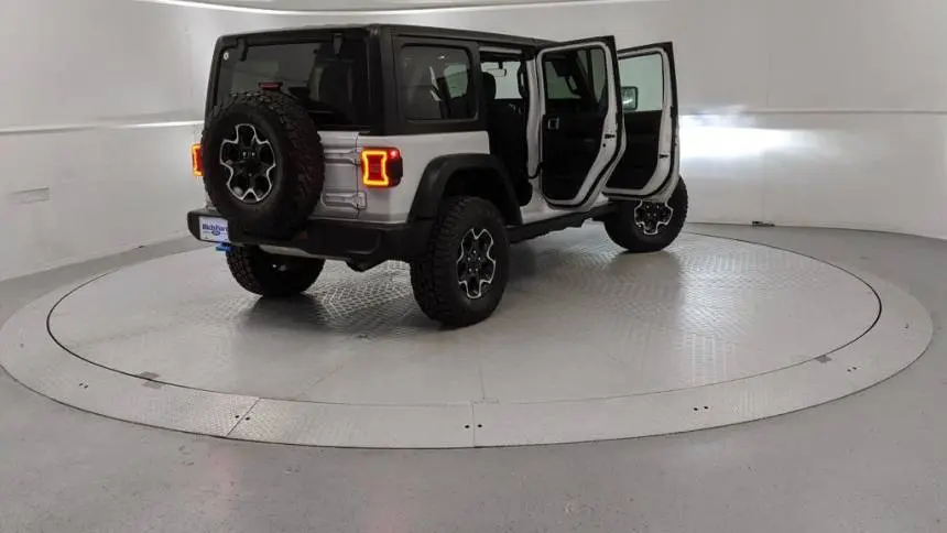 2023 Jeep Wrangler 1C4JJXR63PW696376