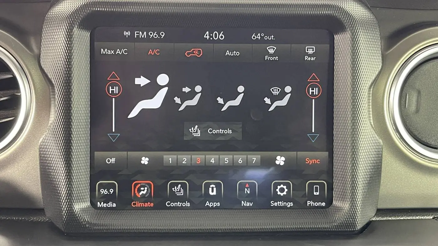 2023 Jeep Wrangler 1C4JJXR6XPW703209