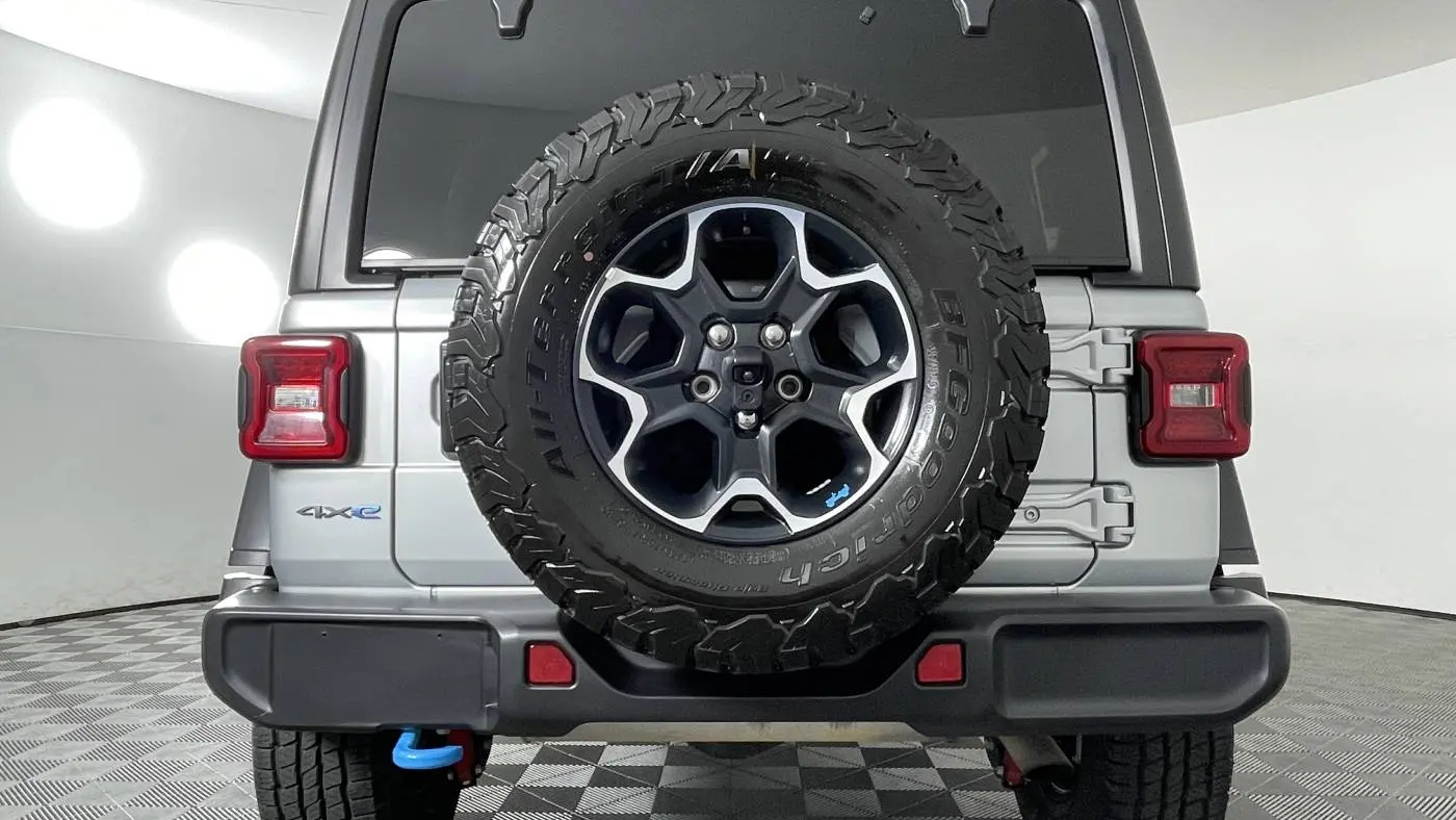 2023 Jeep Wrangler 1C4JJXR6XPW703209