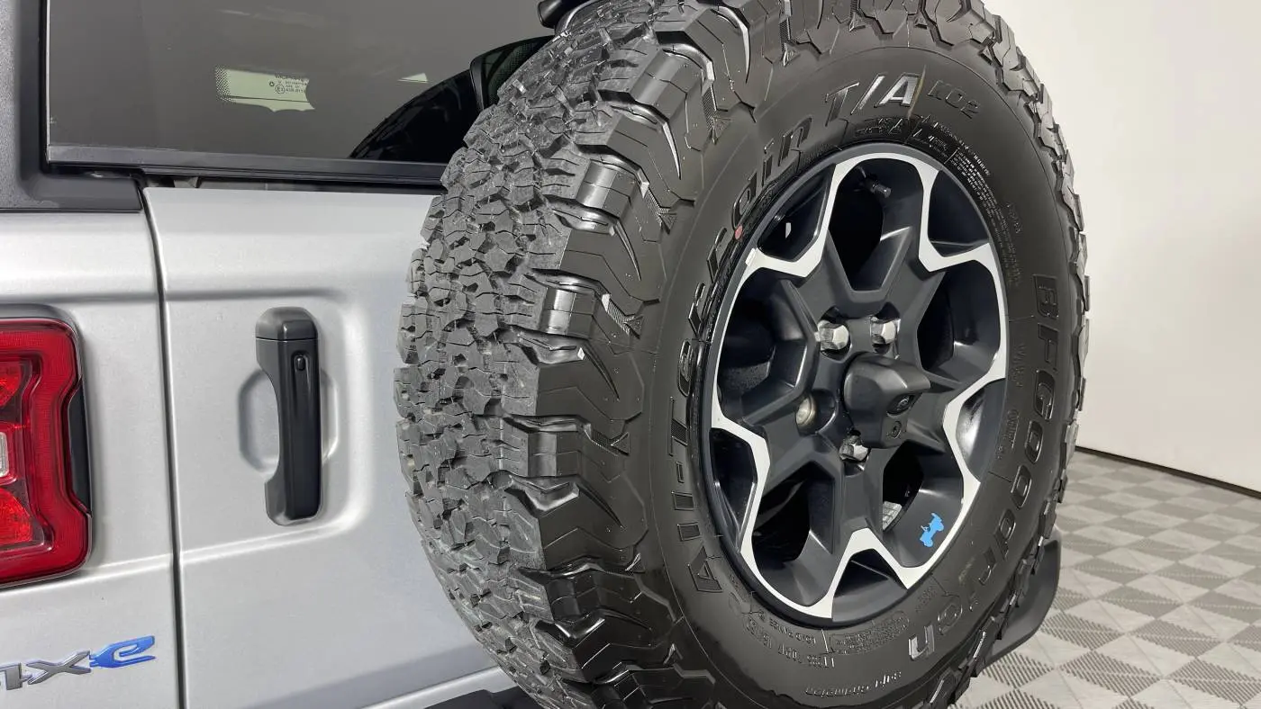 2023 Jeep Wrangler 1C4JJXR6XPW703209