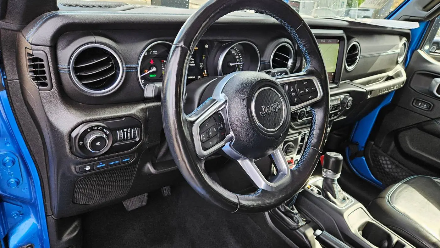 2021 Jeep Wrangler 1C4JJXR66MW738695