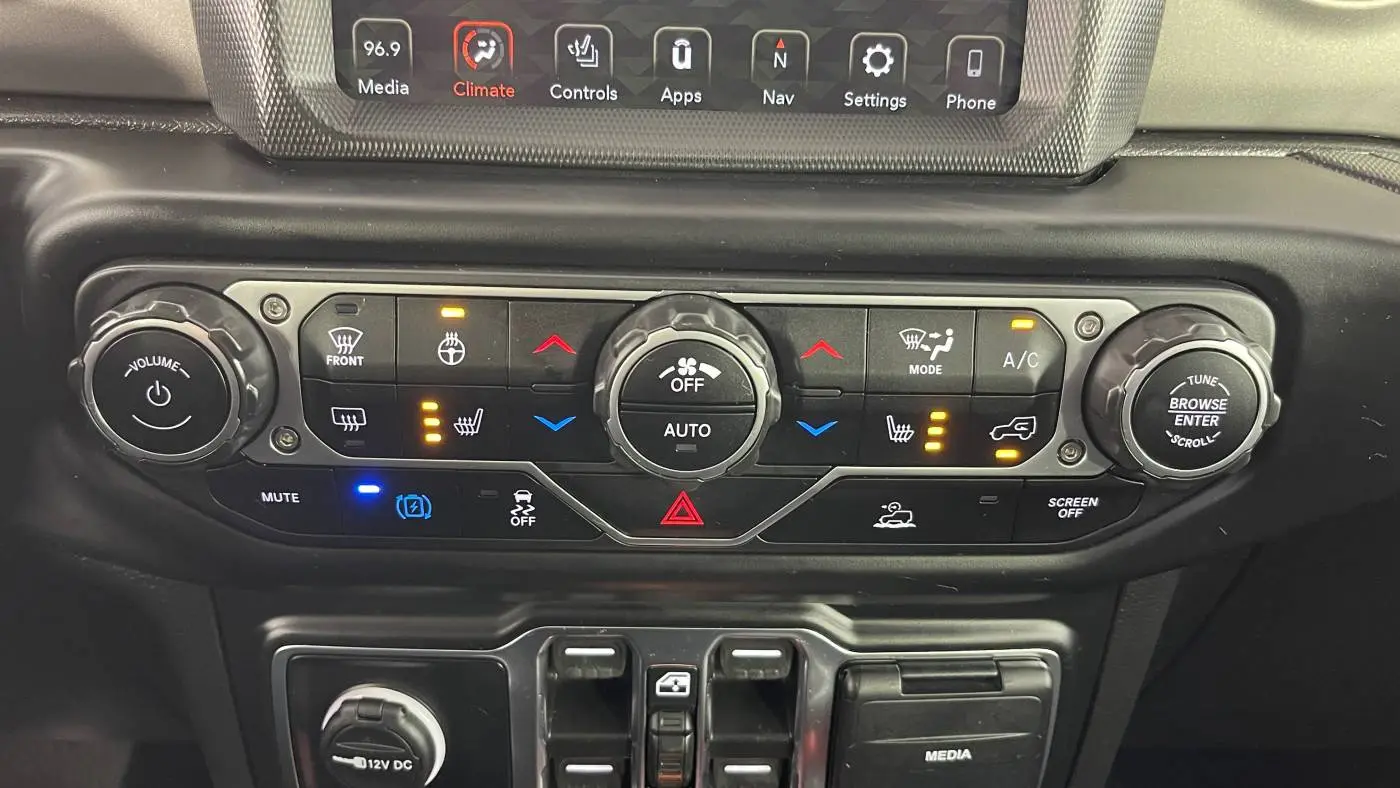 2023 Jeep Wrangler 1C4JJXR6XPW703209