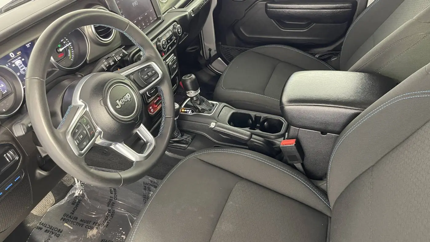 2023 Jeep Wrangler 1C4JJXR6XPW703209