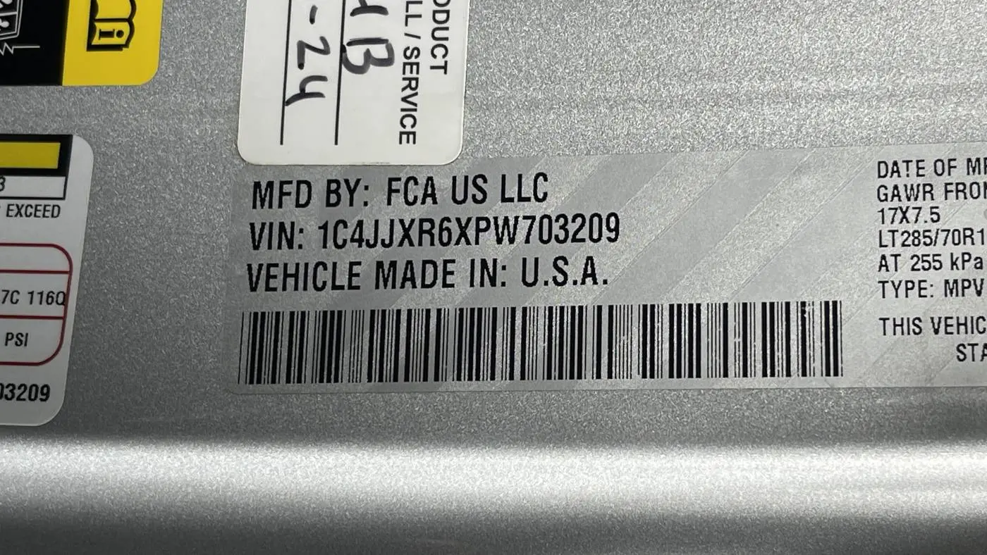 2023 Jeep Wrangler 1C4JJXR6XPW703209
