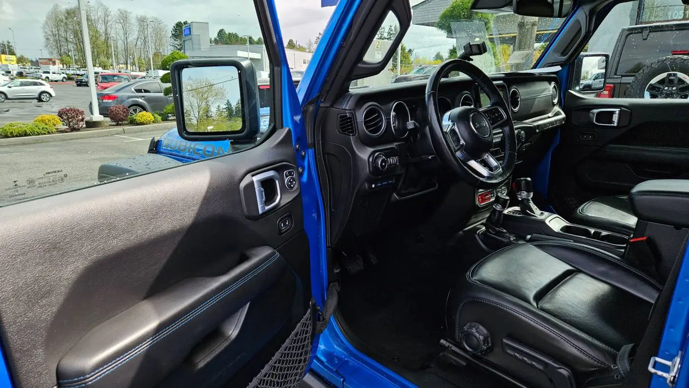 2021 Jeep Wrangler 1C4JJXR66MW738695
