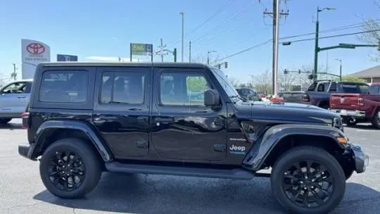 2022 Jeep Wrangler 1C4JJXP62NW102912