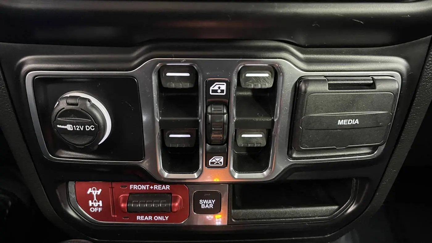 2023 Jeep Wrangler 1C4JJXR6XPW703209