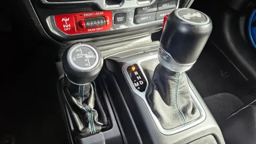 2021 Jeep Wrangler 1C4JJXR66MW738695