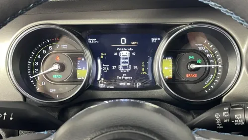 2023 Jeep Wrangler 1C4JJXR6XPW703209