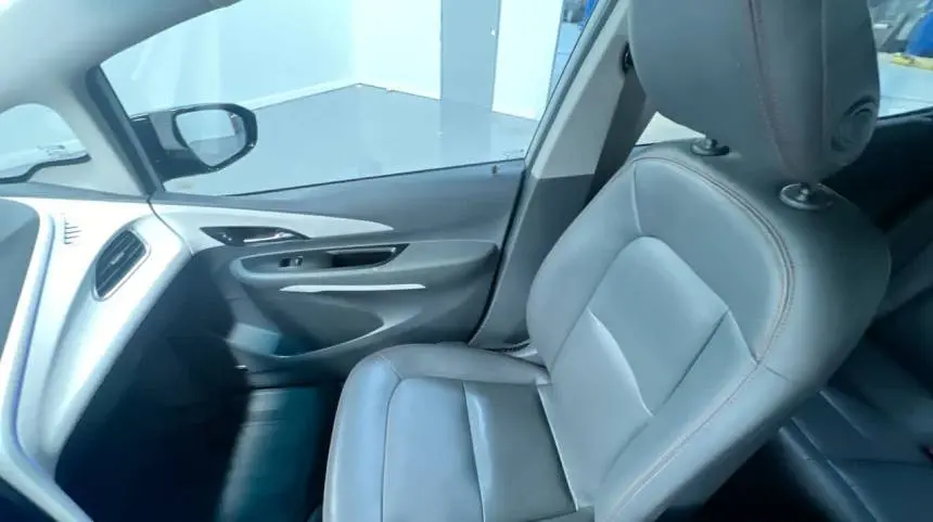 2021 Chevrolet Bolt 1G1FZ6S02M4108465