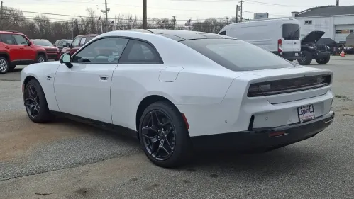2024 Dodge Charger Daytona 2C3CDBCK6RR199217