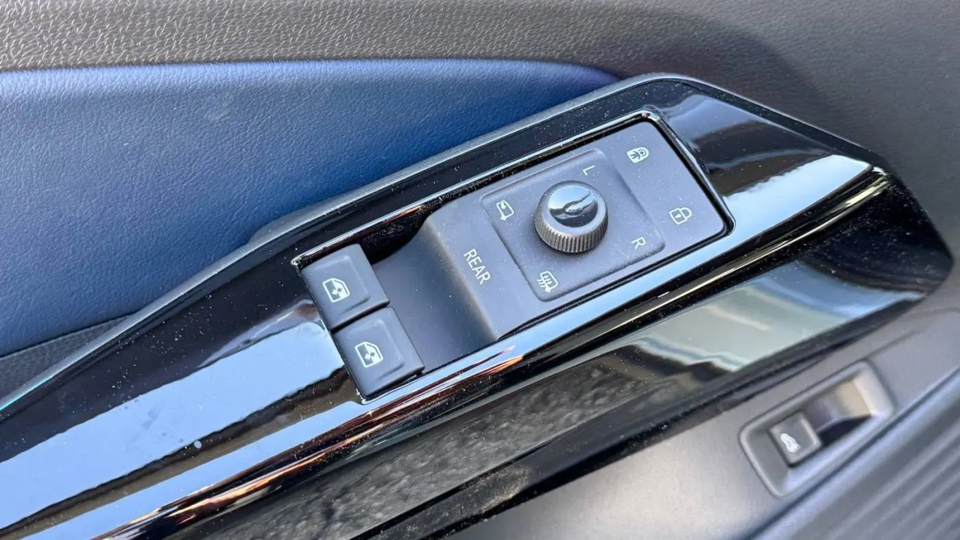 2025 Volkswagen ID.4 1V2JSPE86SC004849