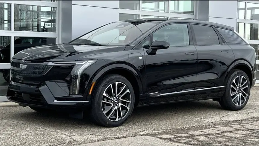 2025 Cadillac OPTIQ 3GYK3GMR8SS197958