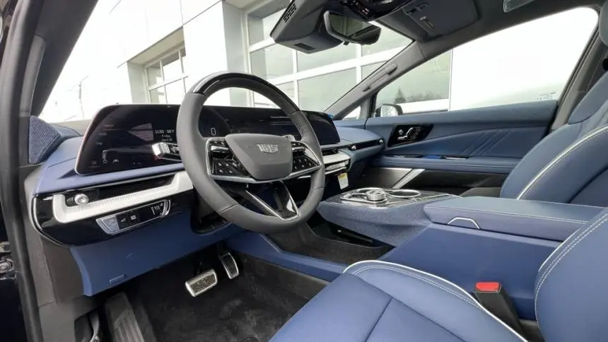 2025 Cadillac OPTIQ 3GYK3GMR8SS197958