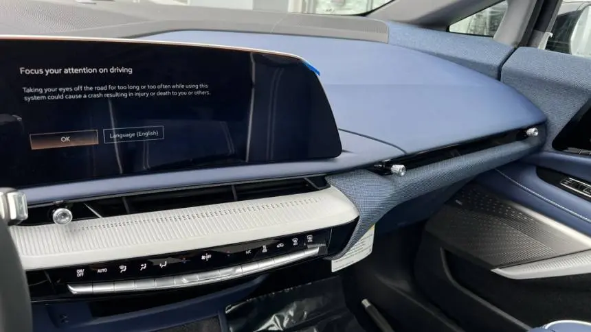 2025 Cadillac OPTIQ 3GYK3GMR8SS197958