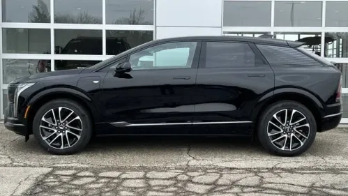 2025 Cadillac OPTIQ 3GYK3GMR8SS197958