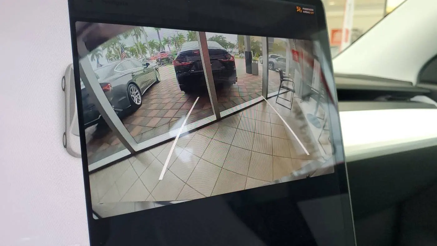 2020 Tesla Model Y 5YJYGDEE0LF020250