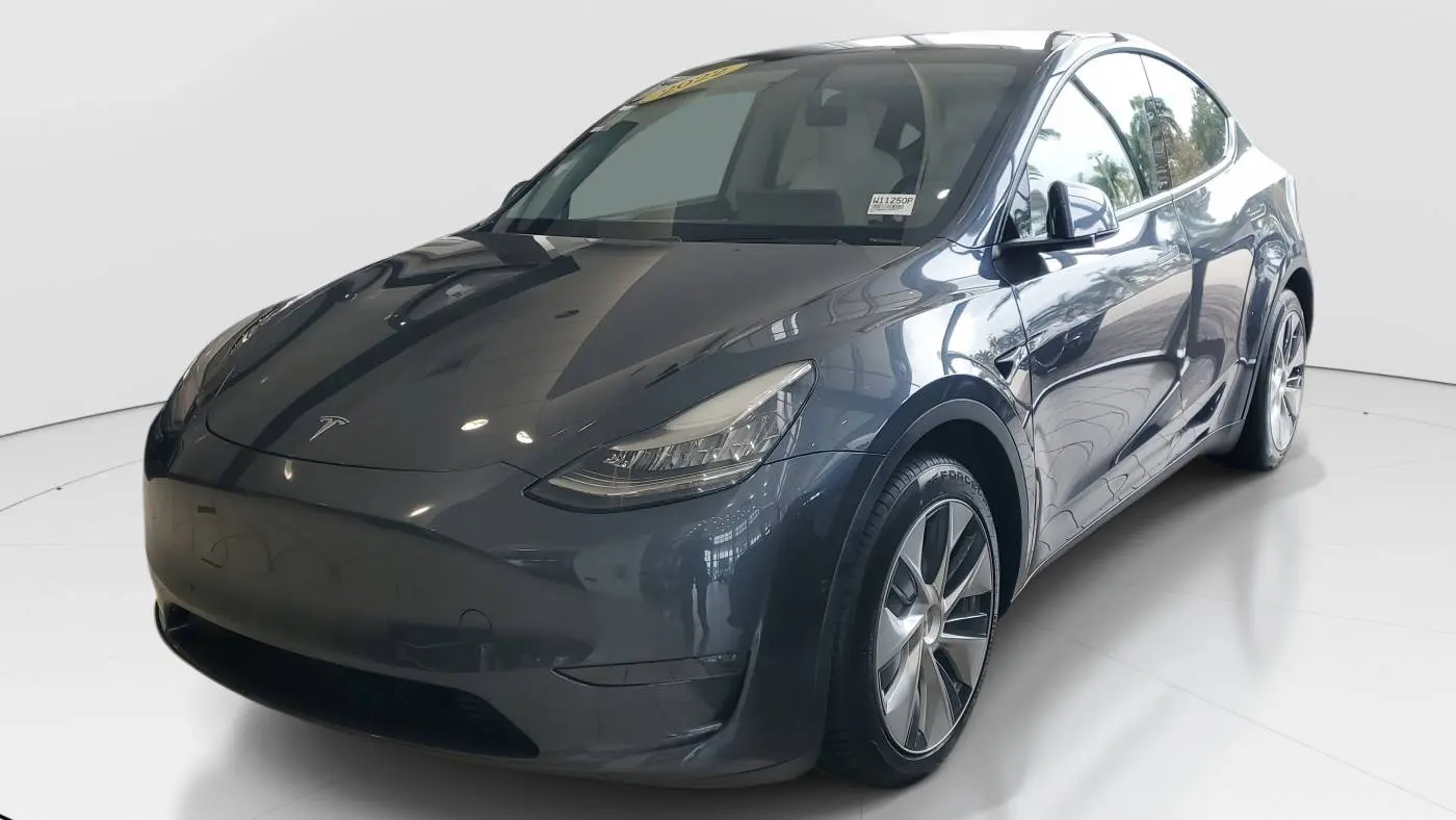 2020 Tesla Model Y 5YJYGDEE0LF020250