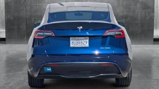 2021 Tesla Model Y 5YJYGDEE3MF088740