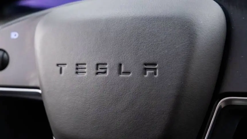 2023 Tesla Model S 5YJSA1E67PF525691