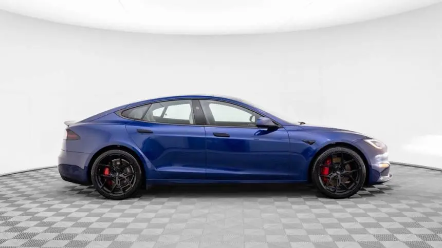 2023 Tesla Model S 5YJSA1E67PF525691