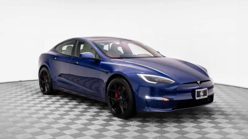 2023 Tesla Model S 5YJSA1E67PF525691