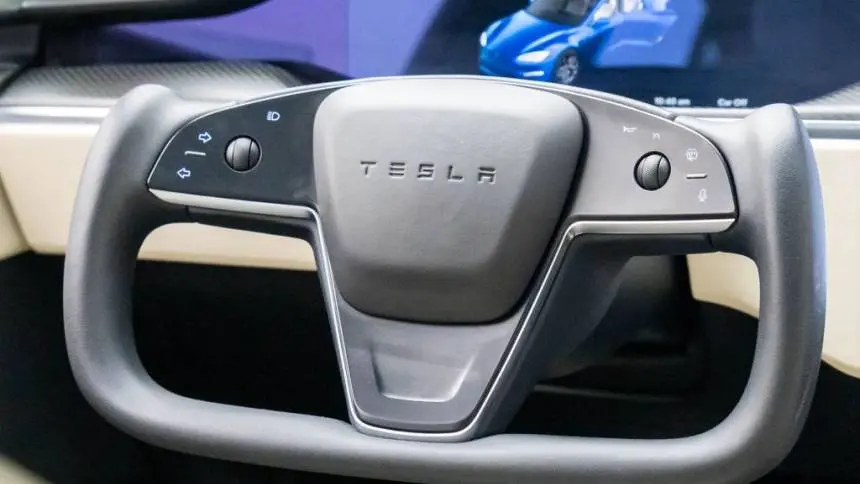 2023 Tesla Model S 5YJSA1E67PF525691