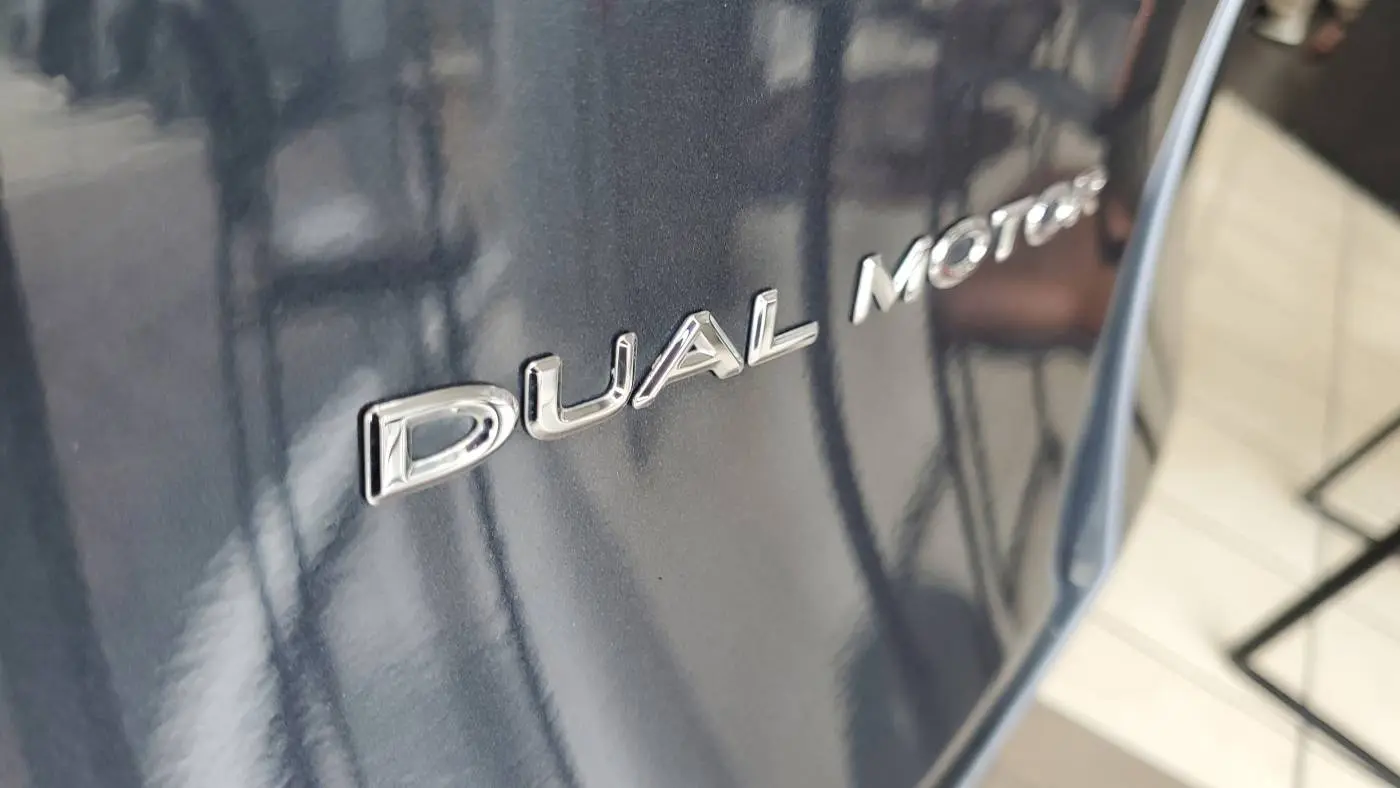2020 Tesla Model Y 5YJYGDEE0LF020250