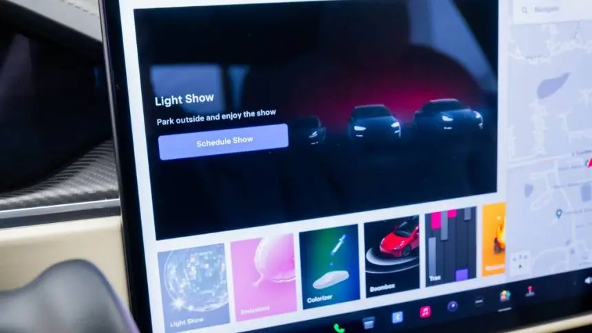2023 Tesla Model S 5YJSA1E67PF525691