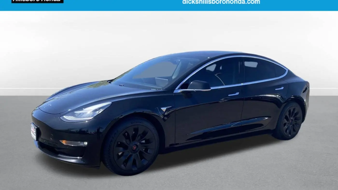 2018 Tesla Model 3 5YJ3E1EB9JF084742
