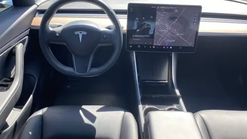 2018 Tesla Model 3 5YJ3E1EB9JF084742