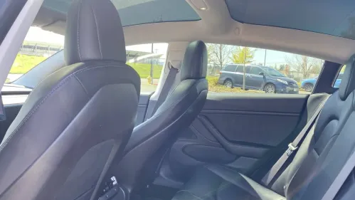 2018 Tesla Model 3 5YJ3E1EB9JF084742