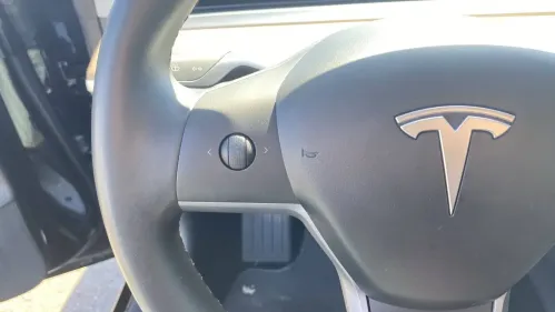 2018 Tesla Model 3 5YJ3E1EB9JF084742