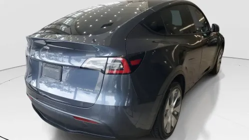 2020 Tesla Model Y 5YJYGDEE0LF020250