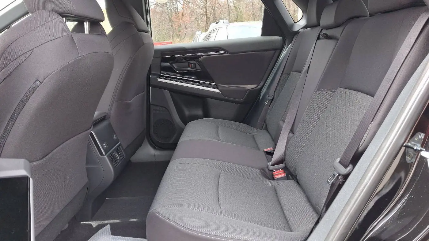 2025 Subaru Solterra JTMABABA2SA095264