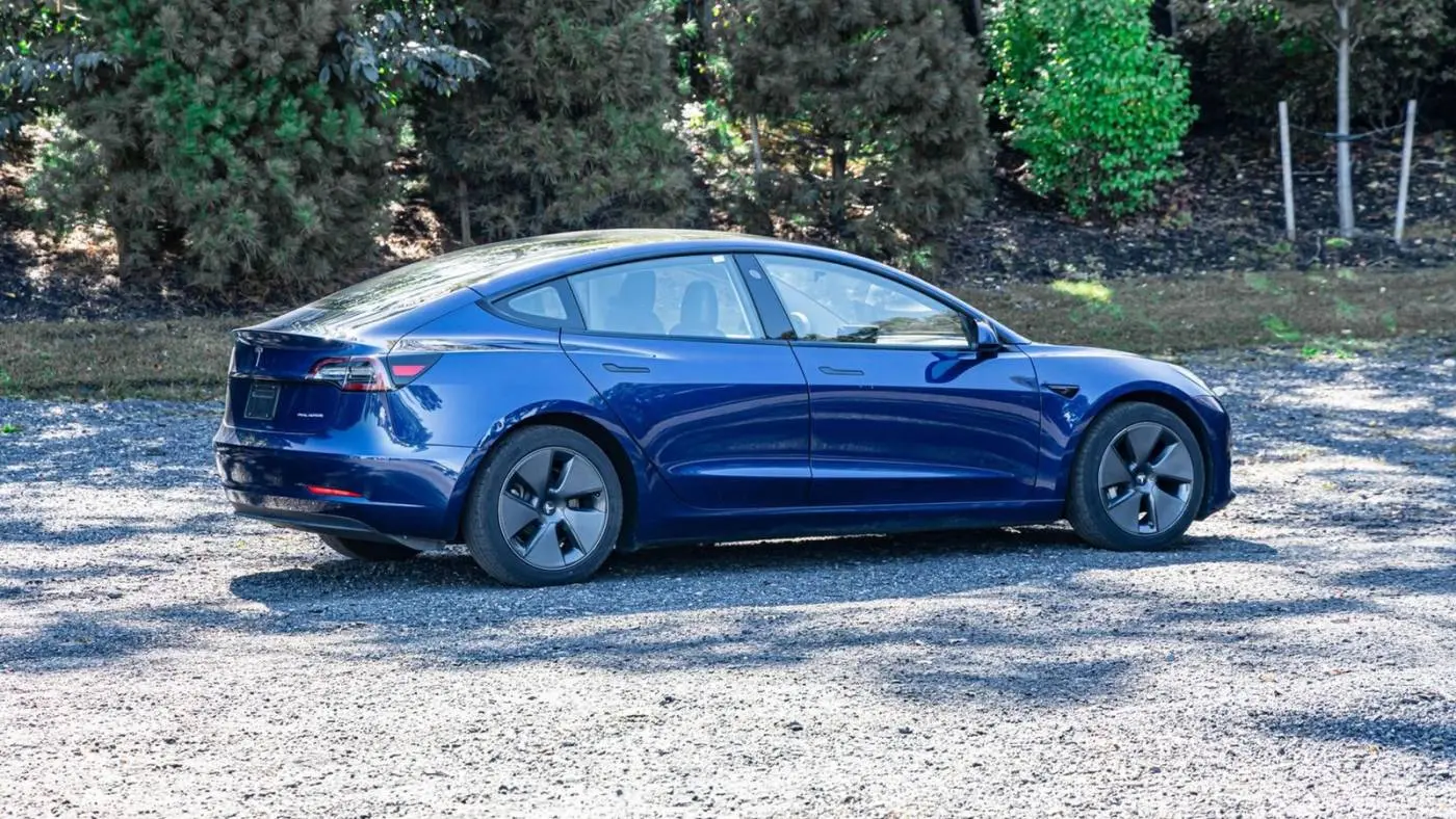 2021 Tesla Model 3 5YJ3E1EA7MF919877