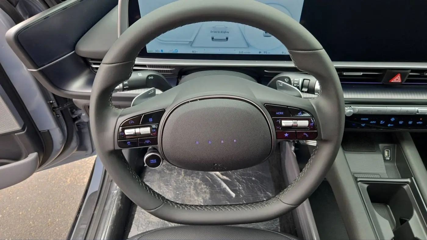 2025 Hyundai IONIQ 6 KMHM34AA4SA095677