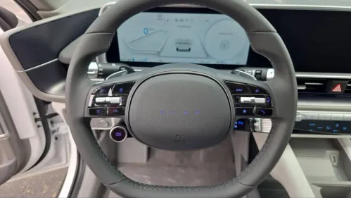 2025 Hyundai IONIQ 6 KMHM34AA5SA095753