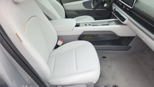 2025 Hyundai IONIQ 6 KMHM34AC3SA095445