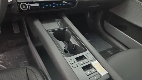 2025 Hyundai IONIQ 6 KMHM34AA4SA095677
