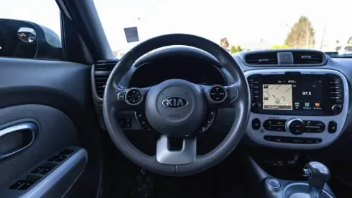 2017 Kia Soul KNDJP3AE1H7020031