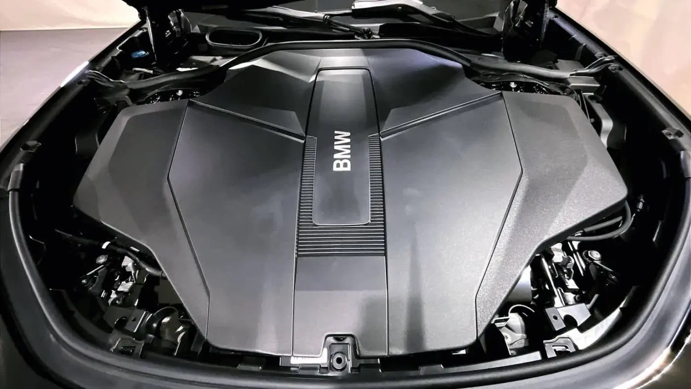 2025 BMW i7 WBY53EJ06SCU52687