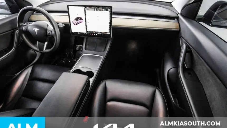 2022 Tesla Model Y 7SAYGDEE4NF505299