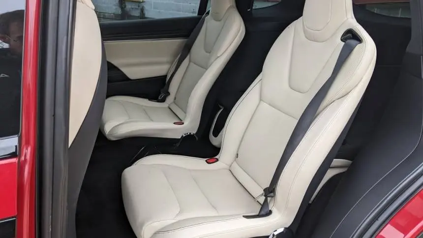 2023 Tesla Model X 7SAXCBE67PF373811