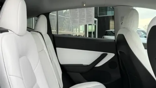 2020 Tesla Model Y 5YJYGDEE9LF027858