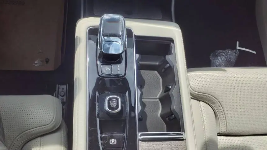 2025 Volvo XC90 YV4H60PG3S1378750