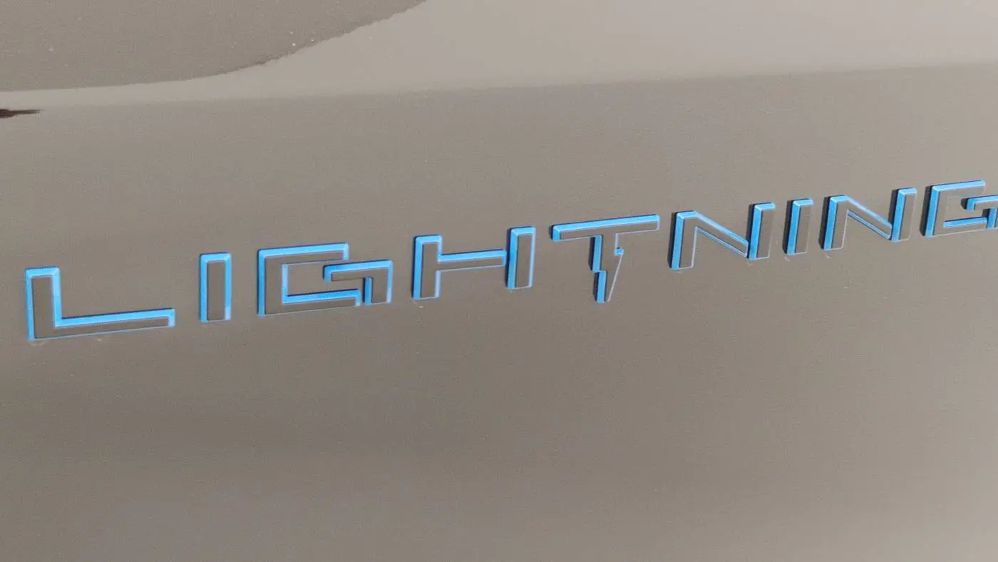 2025 Ford F-150 Lightning 1FT6W5L76SWG01167
