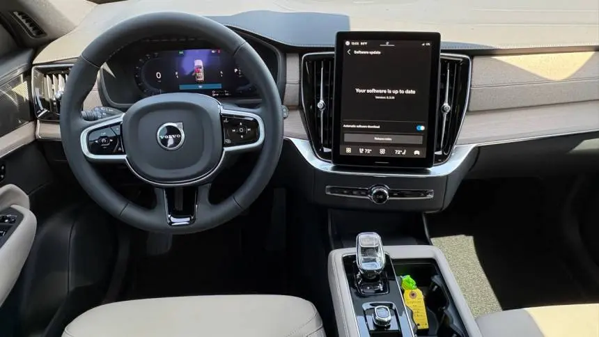2025 Volvo XC60 YV4H60RC5S1189687