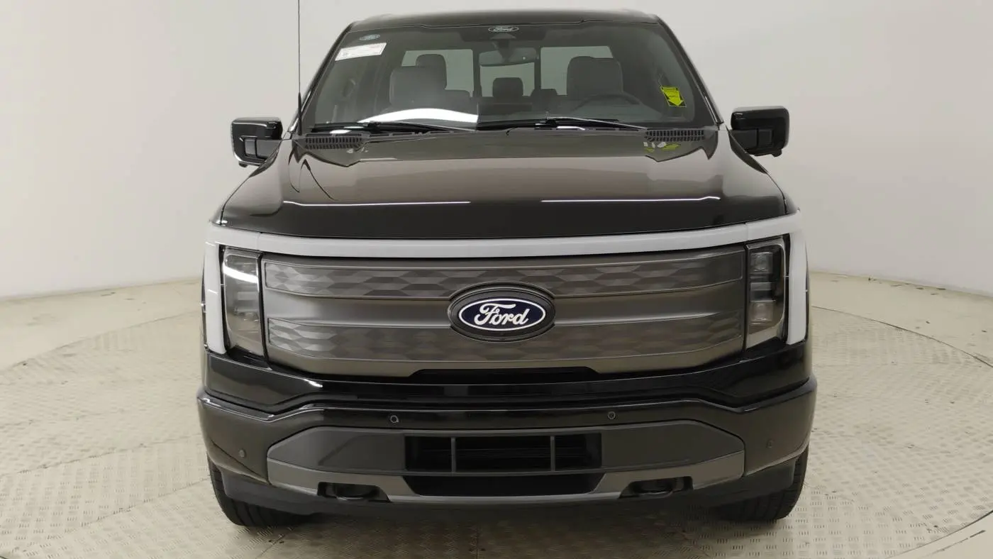 2025 Ford F-150 Lightning 1FT6W5L76SWG01167