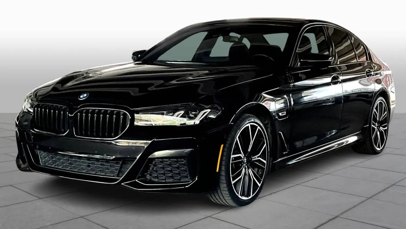 2022 BMW 5 Series WBA13AG04NCK76742